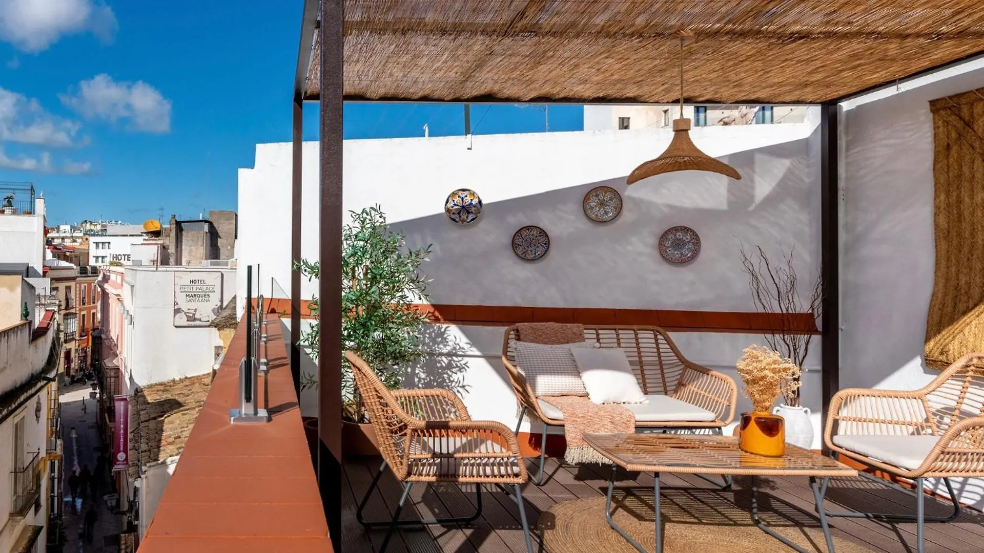 Paradise, By The Cathedral & Alcazar Seville Apartment