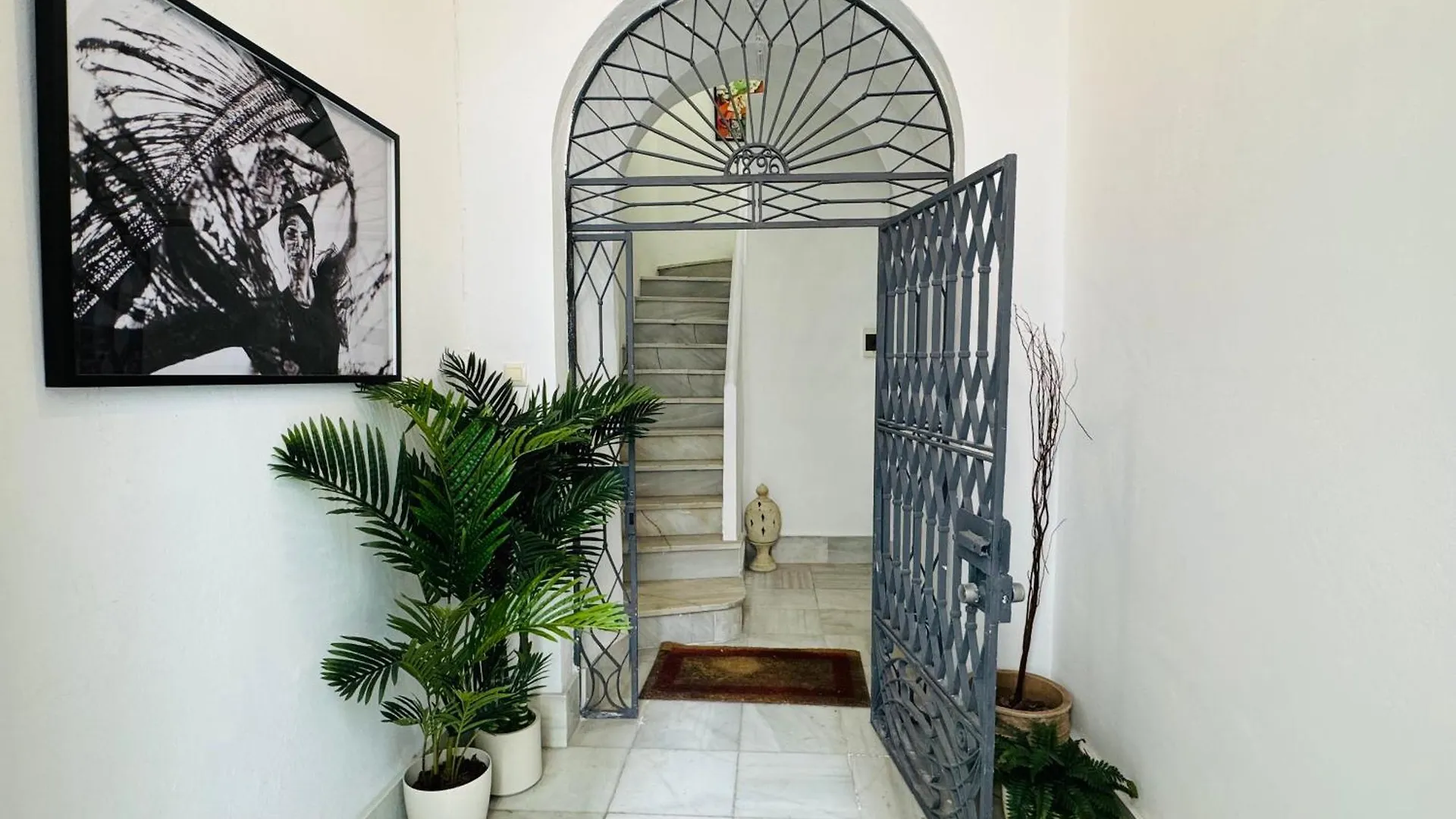 Paradise, By The Cathedral & Alcazar Seville Apartment